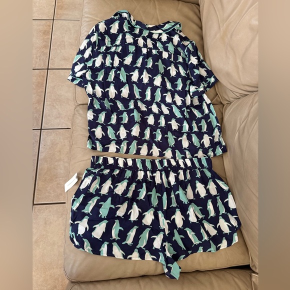 By Anthropologie Silky Patterned Pajama Shorts and Top Set. MSRP $116. Size M - Picture 15 of 17